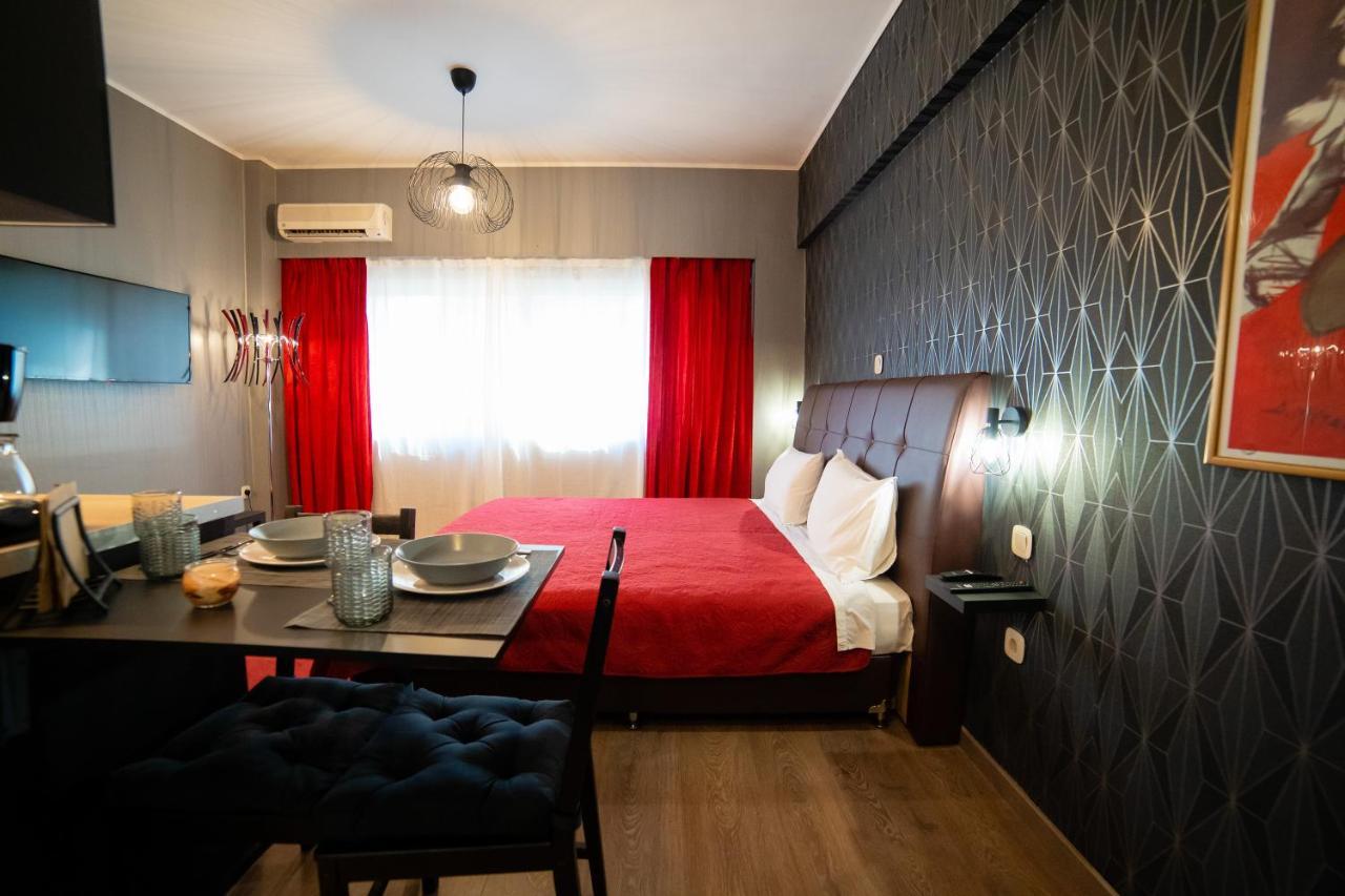 Margarita'S Suites เอเธนส์ ภายนอก รูปภาพ