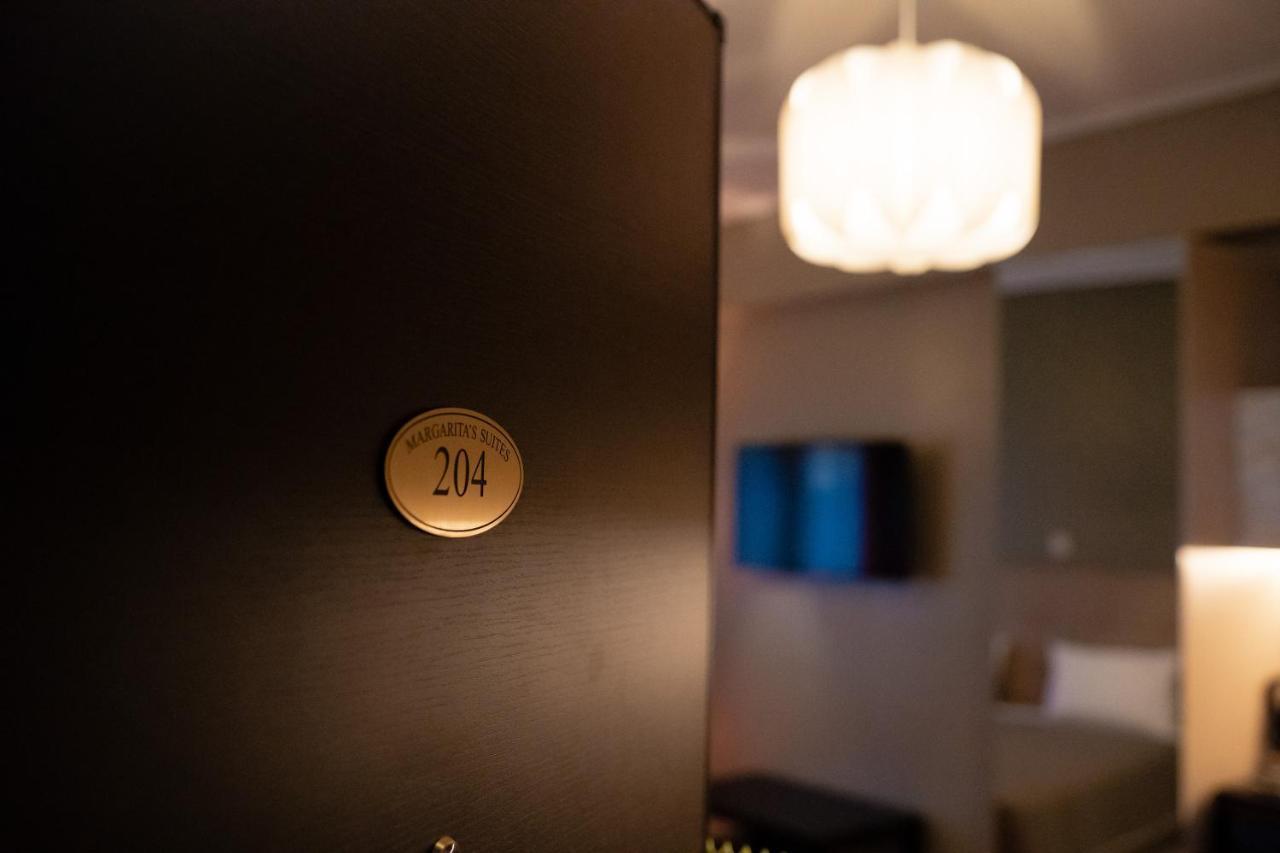 Margarita'S Suites เอเธนส์ ภายนอก รูปภาพ