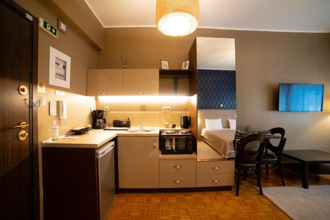 Margarita'S Suites เอเธนส์ ภายนอก รูปภาพ