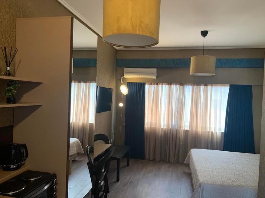 Margarita'S Suites เอเธนส์ ภายนอก รูปภาพ