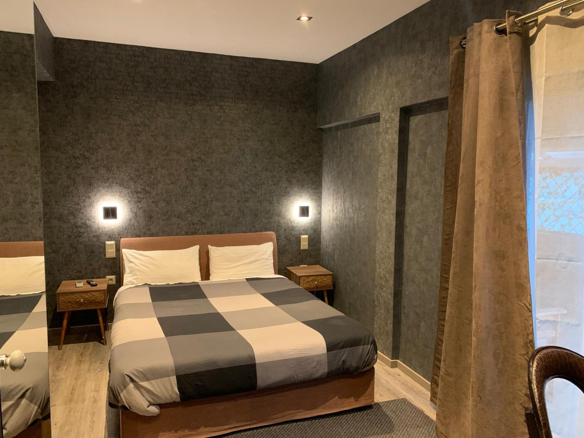 Margarita'S Suites เอเธนส์ ภายนอก รูปภาพ