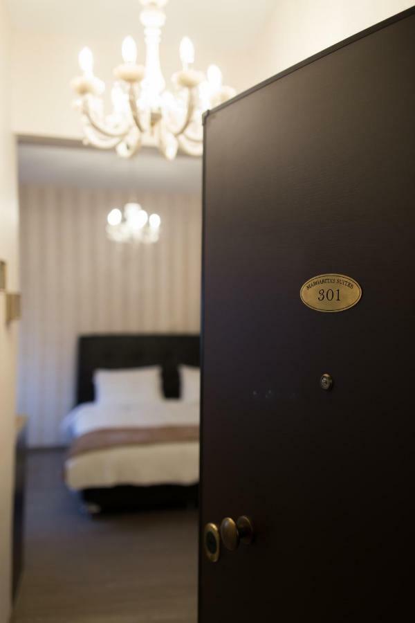Margarita'S Suites เอเธนส์ ภายนอก รูปภาพ