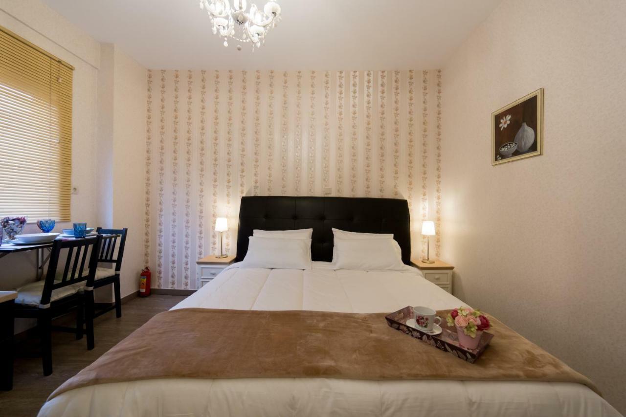 Margarita'S Suites เอเธนส์ ภายนอก รูปภาพ