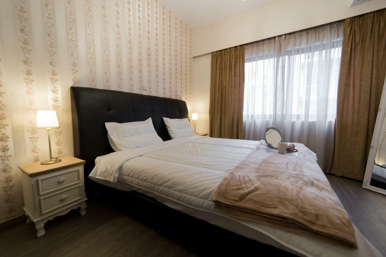 Margarita'S Suites เอเธนส์ ภายนอก รูปภาพ